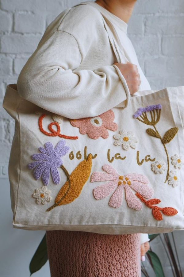 Punch needle totebag