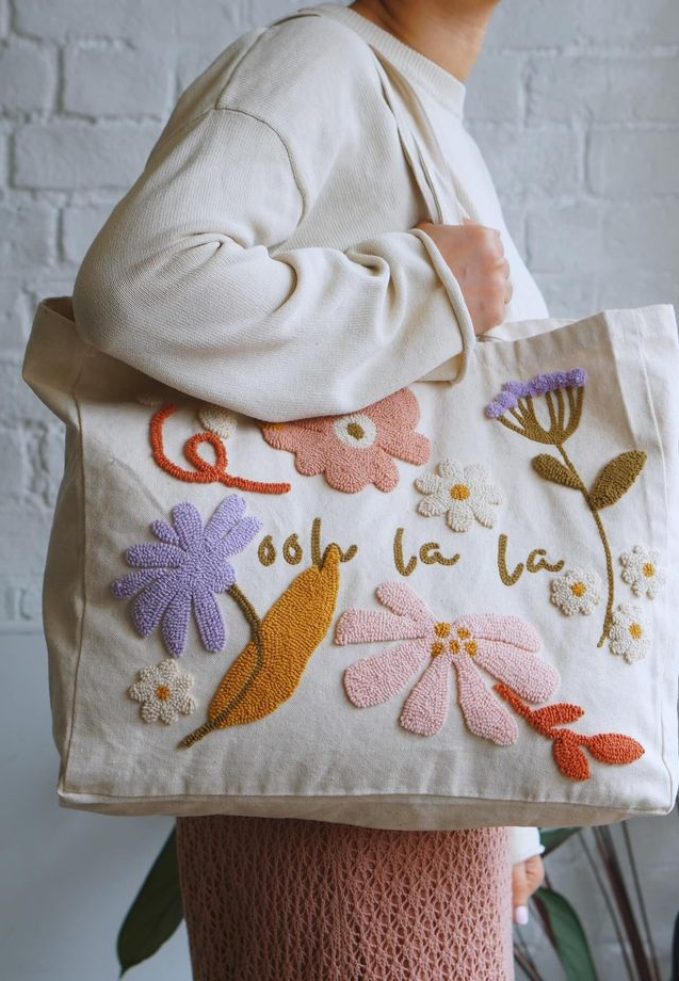 Punch needle totebag
